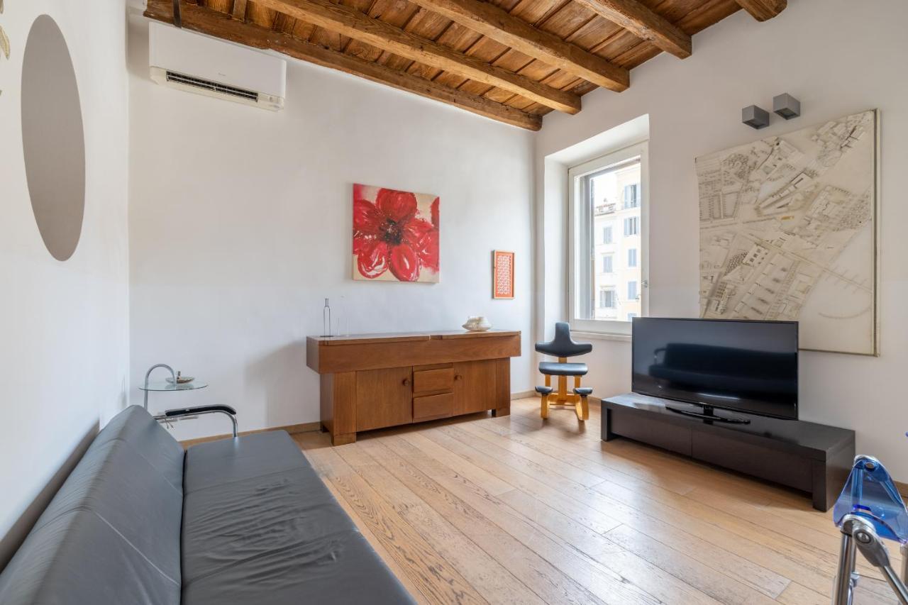 Modern Apartment In Campo De Fiori Rome Luaran gambar