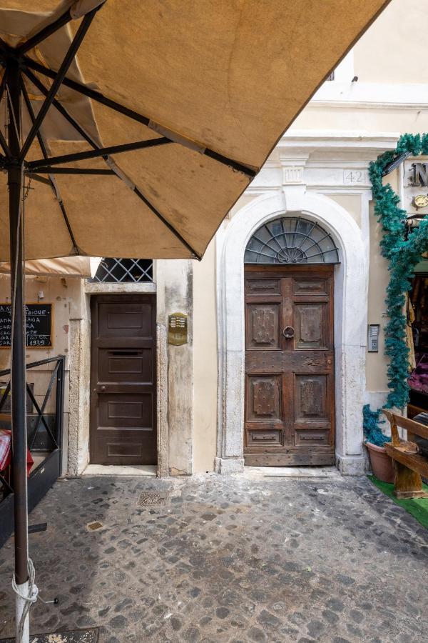 Modern Apartment In Campo De Fiori Rome Luaran gambar